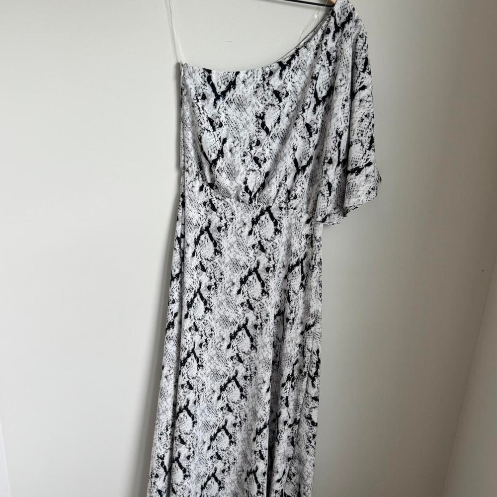 Primp Boutique NWT Snakeskin Print One Shoulder Maxi Dress Python